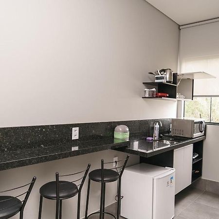 Apartamento Com Cozinha Privativa Lejlighed Foz do Iguaçu Eksteriør billede